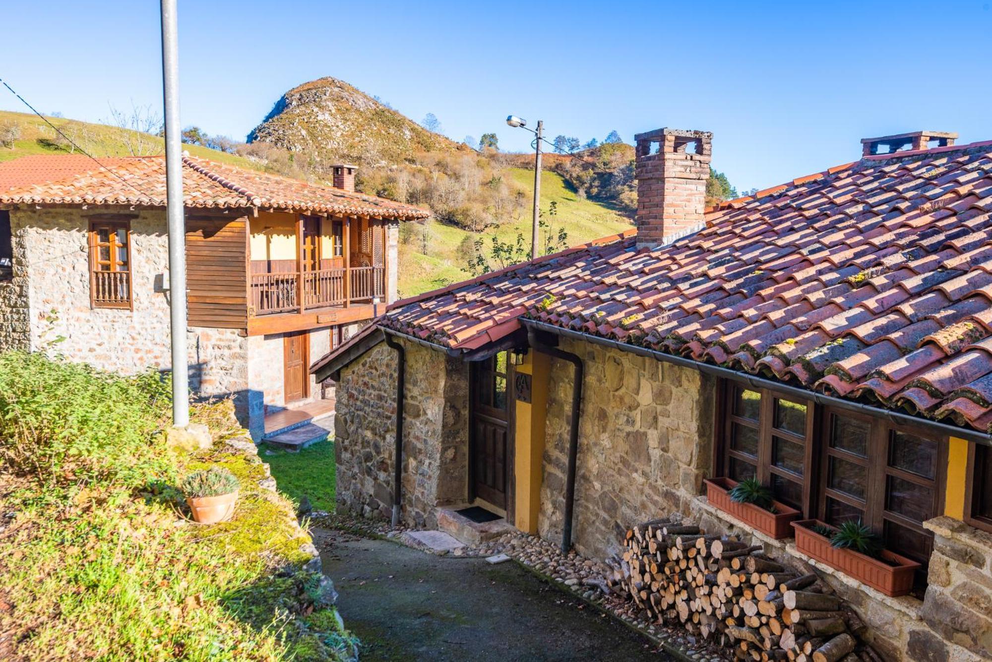Casa De Ligueria Rozapanera Exterior foto